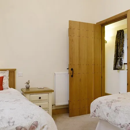 Holiday home The Old Byre