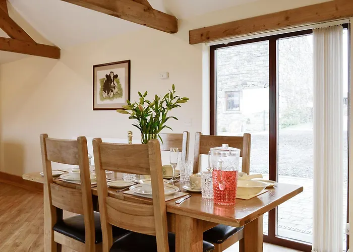 The Old Byre 度假居 Dearham